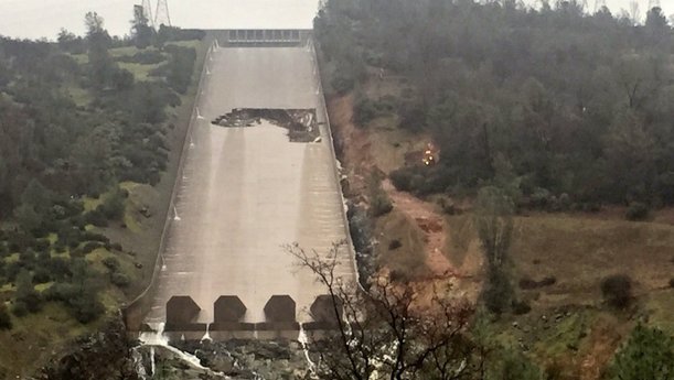 oroville-dam-spillway-jpg-1486575369.jpg