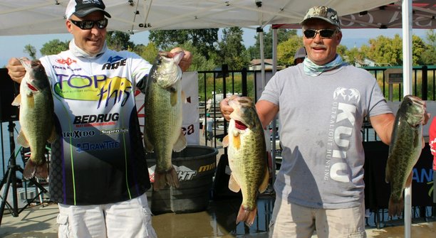 2017R2SeaWinnersChuck Kavros and Brett Leber Capture 2017 River2Sea Open Title.jpg