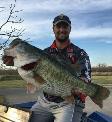 On March 14, Austin Terry caught his&nbsp; 13.40 pound Legacy Lunker at Twin Buttes Reservoir! It went 25 3/4-inches. The Lone Star Outdoor News reported it ate a 1/2-ounce Santone spinnerbait in Red River Special and came out of 4-feet of water.
It was reported that the last ShareLunker caught at Twin Buttes was logged on Sept. 26, 1989.
ShareLunker #574 went to the Lunker Bunker.
13+ Legend&nbsp;Class | 13+ (Loaned&nbsp;for Spawning) Legacy Class
Photo: Texas Park and Wildlife Toyota ShareLunker Program
&nbsp;