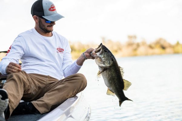 Traditional Shakey Headin&rsquo;
While the beefed-up baitcast shakey head has its time and place, Lee will also fish it more traditionally.
&ldquo;I still fish a shakey head a bunch on a spinning rod in the spring and still target some of the cover like bushes and trees, but mainly the more sparse stuff,&rdquo; said Lee. &ldquo;The one thing I&rsquo;ll do is upsize my fluorocarbon leader to 12-pound test.&rdquo;
He uses the same braid and reel that he does for the Ned Rig, but goes with a 7&rsquo; medium Fantasista Premier or Veracity rod instead. For baits, he said it is hard to be the Berkley&nbsp;PowerBait Bottom Hopper.
The Shakey Head and Ned Rig are two rigs that will always catch fish and Jordan Lee relies on them heavily anytime bass are around the spawn.
READ RELATED: Newest from ABU
&nbsp;