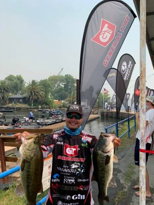 The recent FLW Toyota Series on the California Delta offered a unique time of year for this annual event. Instead of the usual May or late-September setting, it was right in the middle of August. The competitors had to adapt to the hot temperatures, both in the area and in the water.
Arizona's Tai Au finished with another Delta Top 10 finish (his fourth with FLW there) and shares his approach for the tournament and how he caught them. A frog and Berkley Choppo topwater accounted for some bass,&nbsp;and&nbsp;a handful of Yamamoto baits were clutch in his 10th place finish.&nbsp; Tule pockets, holes, ambush points... they all played a part.