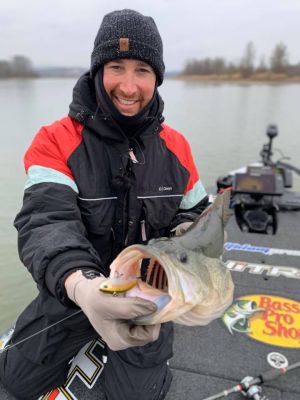 Lipless Crankbait
DeFoe has been catching them on lipless crankbaits all year and as the water has warmed and crept closer to the magic temperature where bass spawn, he's changed things up.
"I'm fishing it with more of a straight retrieve instead of the 'yo-yo' type retrieve I was doing a few weeks back when the water was colder," he said. "I still give it a few pops of the rod every cast to make it rise a little bit. That gives it a little variation and seems to help."
He has been fishing the&nbsp;Storm Arashi Vibe&nbsp;in a variety of colors but says that lately, Wakasagi has been his best producer. This lipless is also the bait that helped him win the 2019 Bassmaster Classic, although it was the Red Craw color during that event.
One reason he likes a lipless this time of year is that he can quickly cover ground and fish it in a variety of locations. "I was catching them here at Douglas Lake the other day out over gravel points and around rocks. It is also a good choice anytime you are fishing around the grass."
DeFoe has been experimenting with adding the&nbsp;VMC Bladed Hybrid Treble&nbsp;and likes it on a lipless and all of his moving baits. "I'm liking it more and more and after using it on Lake Athens on my wakebait, I'm using it everywhere," he said as he referenced the final day of his win at the Bass Pro Tour Stage Three in mid-March.
&nbsp;