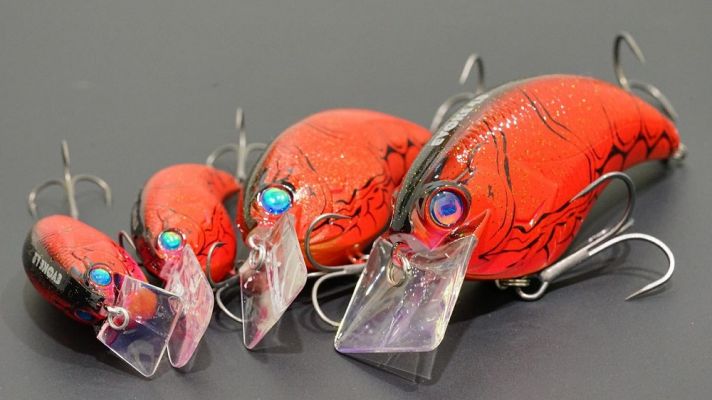 Evoke Crank Bait RED CRAW color