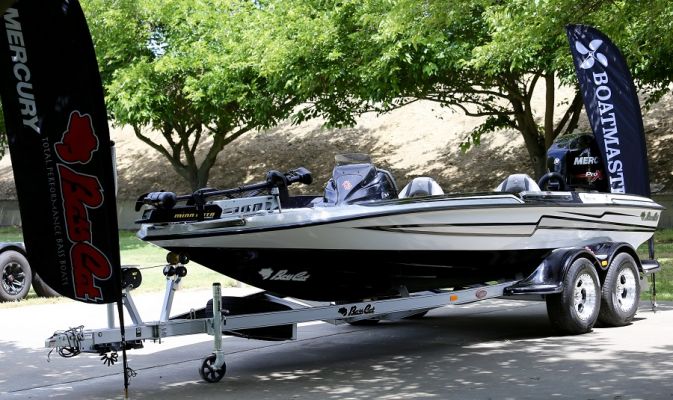 Photo: Boatmasters provided boats for demo rides and had the brand new Bass Cat Lynx on display at the event.
Each year the West Coast Bass Cast Owners Invitational is presented by Boatmasters &ndash; the premiere Bass Cat dealership on the West Coast and the #4 rated dealer in the United States.
&ldquo;This event was truly born to show owners/customers appreciation for their business and it falls in line with the family feeling that Bass Cat&nbsp;boats provides as a company to their customers.,&rdquo; added Franceschi. &ldquo;Sponsor participation helps to make the West Coast Owners event what it is and since 2016 support has more than doubled. The event is not only a tournament; but, there are demo rides given in the current and new models for those that want to see what these boats are all about."