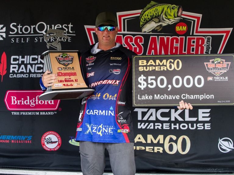 Karl Okerman Changes Strategy to Win BAM Super 60 Win at Mohave - “I saw a blob in 50-foot, two-foot off the bottom, threw my stuff at it and it never got to the bottom,” said Manterola. “The fish ate it on the way down. I knew it was a big one; but I didn’t know it was that big.”