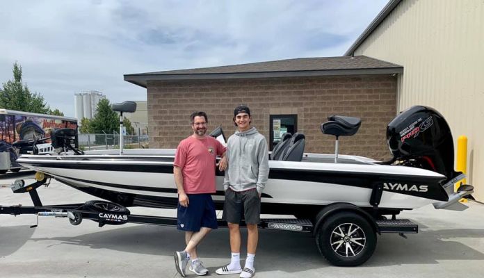 Caymas Models and Customer Thoughts
Caymas offers saltwater boats, but for the bass market, they currently have three size options. Each of them come in an S and an SS model that offers different equipment packages.
The CX 18 is 18 feet 6 inches, the CX 20 is 20 feet 4 inches, and the CX 21 is 20 feet 4 inches long.
"Looking at the boats, you can tell that Caymas listened to the anglers and took quite a few of the best characteristics from different brands," he said. "In my opinion, they are making great boats with a little bit of the best from everyone."
An example of that is the ride, and larger pad to accommodate more weight, according to Nelson.
"It is a larger pad of 17" which is an extra 7" over other boats. That makes it easier to drive and it is much better in rough water," said Nelson. "It also handles the weight load much better. Guys are now adding bigger trolling motors, more batteries, bigger electronics and shallow-water anchoring and all of that extra weight adds up."
The design and look are relatively simple, according to Nelson and customers have liked that.
"The fit and finish are all great, and they even finished the battery compartment," said Nelson. "The lines are clean and there are not a lot of unnecessary stuff added to them."
&nbsp;
