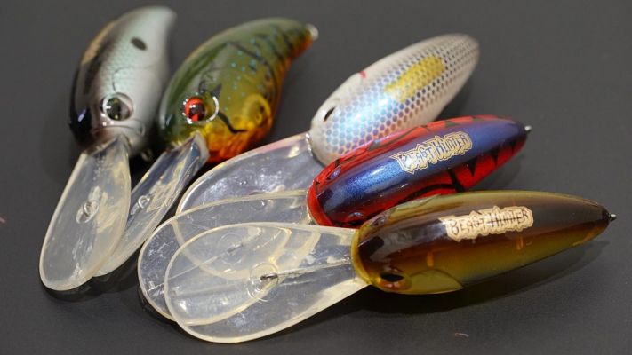 

DESCRIPTION




The Beast Hunter is a mid-range crankbait developed by legendary Japanese pro Jun Shoji, who guides on Lake Biwa in Japan, where a world record-tying largemouth was caught in 2010.
&nbsp;

