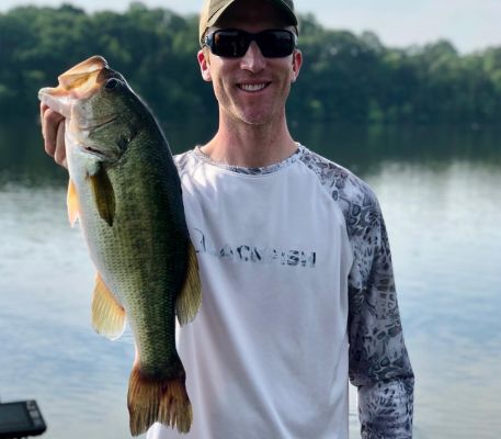 Summertime is a great time to be bass fishing as the weather is comfortable outside and you can break out the shorts and flip-flops. Plus, the bass are generally in a feeding mood and no longer worried about spawning and they can be found throughout the water column. If you like to fish shallow, you can find fish and if you'd rather head out deep, there will be bass for you, too.
Bassmaster Elite Series pro Brandon Card likes fishing during the summer months because it gives him options. If he's planning to stick shallow, either because of the lake type or because he's targeting bass feeding on spawning bluegill, there are several ways to catch fish. He breaks down the shallow bite into categories, including topwater, shallow, and fish suspended below the surface in deeper water.
Targeting Bluegill Beds
After the bass spawn and the weather heats up, one of the most consistent shallow bites can be around bluegill beds.
"The whole key is to find the spawning bluegill; you either put the trolling motor on high and start to look for them or use your side scan on your graphs to scan for deeper ones," said Card. "My Humminbird 360 is another great tool for finding them in slightly deeper water. I'll try to find as many as possible and visit them multiple times a day as fish come and go and more will come up to feed on them throughout the day."
There are a handful of different ways to target bass eating spawning bluegill, but Card's favorite and most productive is with topwater lures like the Yo-Zuri 3DB Popper and 3DB Prop in bluegill patterns.
"I use the popper if there's a little chop or over a little deeper water and the prop bait when it's calmer out or in very shallow water," he said. "The whole key with fishing this way is to be stealthy and make long casts and both of those baits are small, but they cast very well. I try to stay way off the beds and make as long of a cast as I can to where I know the beds are."
Card fishes both topwaters with an 8.1:1 reel spooled with 30-pound Yo-Zuri SuperBraid with a short leader of 20-pound Yo-Zuri T7 fluorocarbon. His rod of choice is a signature series iRod Wild Card Quercus 7-foot medium topwater/jerkbait rod.
&nbsp;