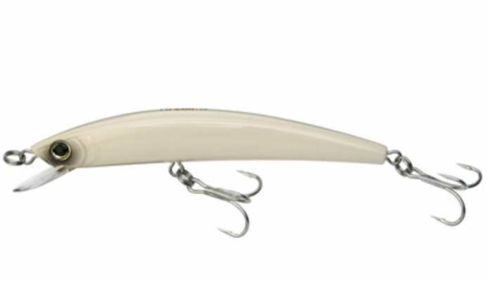New Colors for the Yo-Zuri Crystal Minnow
As mentioned earlier, the Crystal Minnow is a staple for Yo-Zuri. They added several new colors for the 3 &frac12;&rdquo;, 4 3/8&rdquo;, 5 &frac14;&rdquo; and magnum 6 &frac12;&rdquo; baits. The new colors are available in both the floating and sinking version and feature the bright prismatic finish the 3D baits are known for producing.&nbsp; The new colors include Real Bunker, Real Mullet, Real Glass Minnow.
For the standard (non 3D) version, Bone is a new addition to the color lineup.