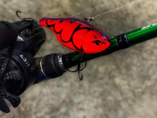 How it Fishes
The bait has a lipless crankbait profile but will suspend at rest, and Roumbanis believes this is what makes it so effective year-round, but especially during the late fall and throughout the winter months.
"I love how you can sweep or pull it and then stop it and hit the brakes," he says. "The bait stops dead in its tracks. It has an action that is right between a standard lipless and a suspending jerkbait."
Roumbanis will fish the&nbsp;Supending Vibration&nbsp;with pulls of the rod to get the best movement from the bait.
"Most of the time, I am fishing it with slow sweeps before taking up the slack in my line with my reel," he shares. "The time it takes to reel and move your rod back to where it was is about how long I will pause the bait. Most of the bites will come when it is resting or right when you get it moving again."
READ RELATED: Speed Reeling a Foot Long Swimbait
&nbsp;