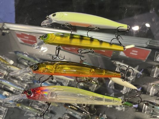 &nbsp;
New Colors for the 3DB Jerkbait 110 and 3DB Jerkbait 110 Deep
The Yo-Zuri 3DB Jerkbait in both the 110 standard and 110 Deep have become popular jerkbaits since Yo-Zuri first introduced them. They cast very well thanks to the weight transfer system and have a flat-sided body that gives it a great action and excellent flash.
They already have plenty of great colors but just added four more. The new colors are Bold Table Rock Shad, Natural Perch, Prism Clown, and Prism Gold Black. These new colors were designed to cover all water clarities from stained, tannic, and muddy to crystal clear conditions. Both baits are 4 3/8&rdquo; and weigh &frac12;-ounce and retail for $9.99.
&nbsp;
&nbsp;