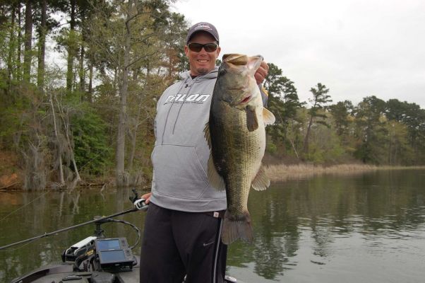 Photo: B.A.S.S.
Bassmaster Elite Series pro Keith Combs has amassed over $1 million dollars in career earnings in B.A.S.S. events, pocketing $100 grand for a 2013 win on Falcon Lake in his home state of Texas. Combs is a seven-time Bassmaster Classic qualifier and the winner of the 2017 Bassmaster Angler of the Year championship.
His on the water cred, shows he knows how to catch &lsquo;em and here he shares his insight on the gear he throws to catch &lsquo;em with.
&nbsp;