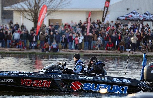 When and Where
The lipless crankbait will work all year long, but Card feels that when the water is cold and you are fishing grass, it is hard to beat.
&ldquo;The biggest thing I am looking for is grass and the cleaner and healthier the grass is, the easier to work the bait. The green grass is crispy and doesn&rsquo;t hang up as much as dying or dead grass does,&rdquo; Card shared.
Finding green grass during the colder months isn&rsquo;t always easy, so Card looks for high-percentage areas.
 &ldquo;I am looking for the clumps of green grass and one of the best places to look for it on humps that are close to deep water because these are always good places to find bass when the water is colder,&rdquo; he added.
Grass Types
Any type of vegetation is suitable, but Card prefers milfoil is he had to pick just one to fish.
&ldquo;At the recent Bassmaster Classic on Guntersville, we had milfoil, hydrilla, and eelgrass, and all three will work for fishing a lipless, but milfoil always seems to be the best. I think it is the best for big bass and it is the easiest to rip a lipless through because it fishes clean,&rdquo; Card believes. &ldquo;You know when you are in the right areas when the bait is ripping through the grass clean, both when it is still dying and when it starts growing again.&rdquo;
READ RELATED: 3D Real Series (3DR) Vibe 60 | A Closer Look
&nbsp;