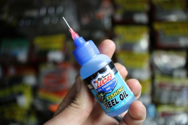 3 Lucas Oil Products That Were Built for Outdoorsmen
Lucas Fishing Reel Oil
The Fishing Reel Oil lubricates all of the moving parts on your reels and is built to last. The needle applicator makes it easy to reach small parts on your reels.
READ RELATED: Step-by-Step Reel Maintenance with Ken Mah