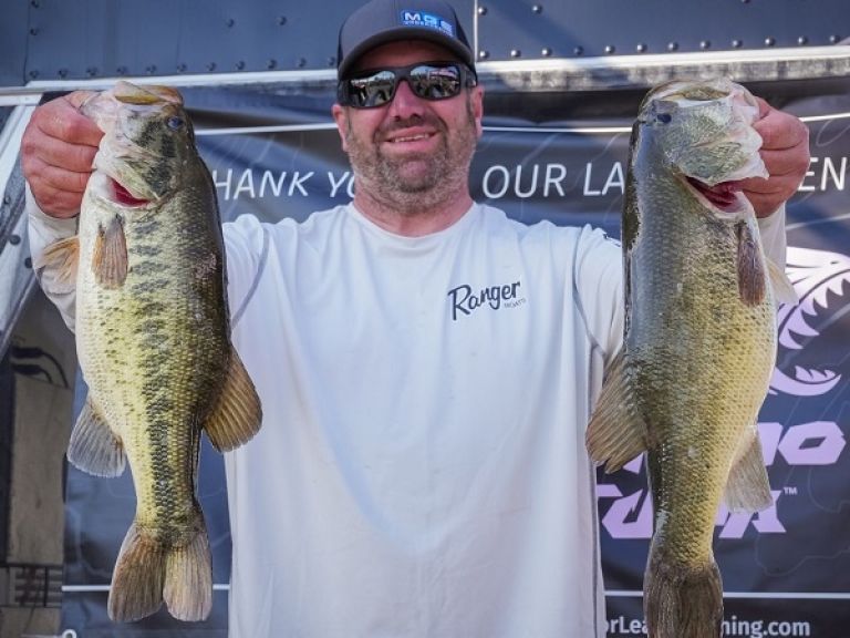 38-13 to Lead the Delta (74 Pros 15 Limits) | - Toyota Series Pro Day 2 Results