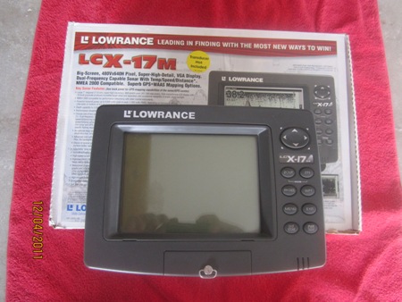 lowrance17m.JPG