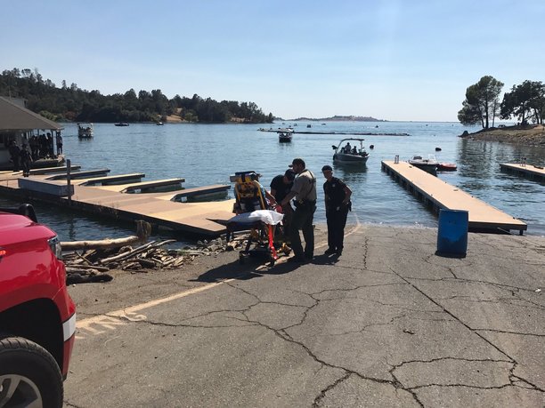 browns-ravine folsom lake boat fire.jpg