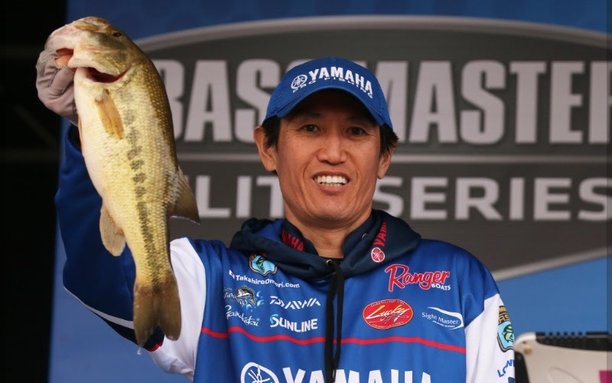 daiwa pro tak omori bassmaster elite series leader day 2 lake martin.jpg