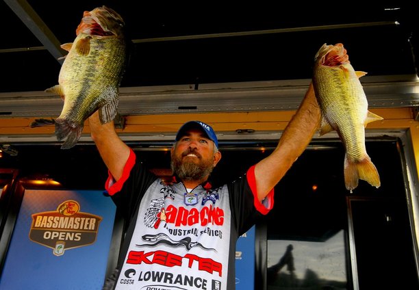 Lowrance pro Clark Reehm Leads Day 1 Bassmaster Central Open  Results.jpg