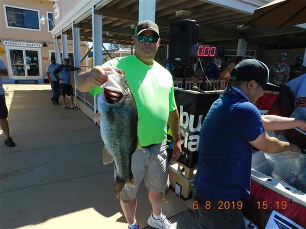 bbt oroville winner 9.12 big bass.jpg