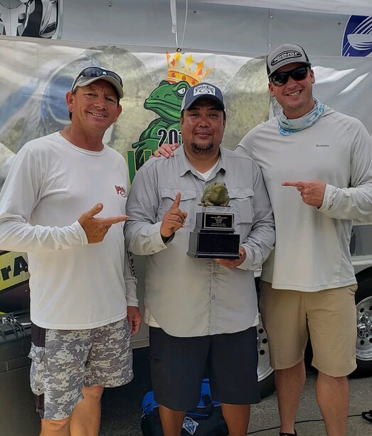 Team Strike King - Billy Hines and MLF Pro Cody Meyer...UFC5 &quot;Manufactuers Cup&quot; winners! (Strike King rep Angelo Alorro in middle)