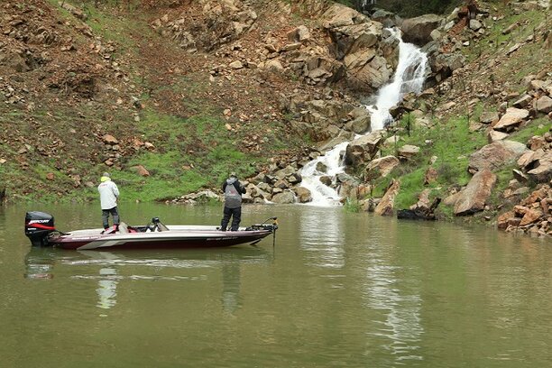Lake Oroville has many pockets that hold quality bass