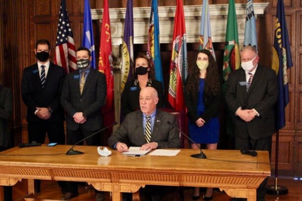 Permitless Concealed Carry Bill Signed in Montana.jpg