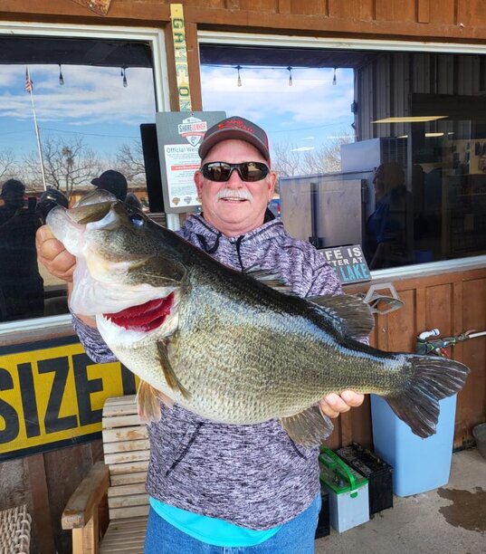 O.H. Ivie 14.92 pound bass  Wendell Ramsey! Legacy class entry of the2022.jpg