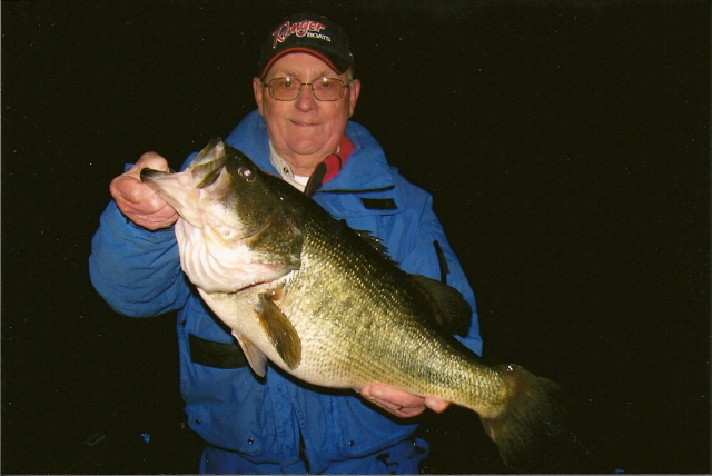 CL 10 Mar_LunkerLarry.jpg