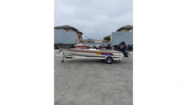2006 Skeeter.jpg