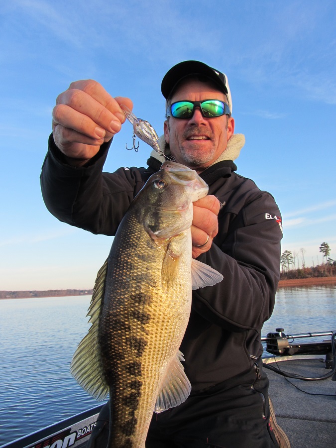 https://www.westernbass.com/shared/managedfiles/articles/attached/winter_crankbait_fishing_for_bass_with_stephen_browning.jpg