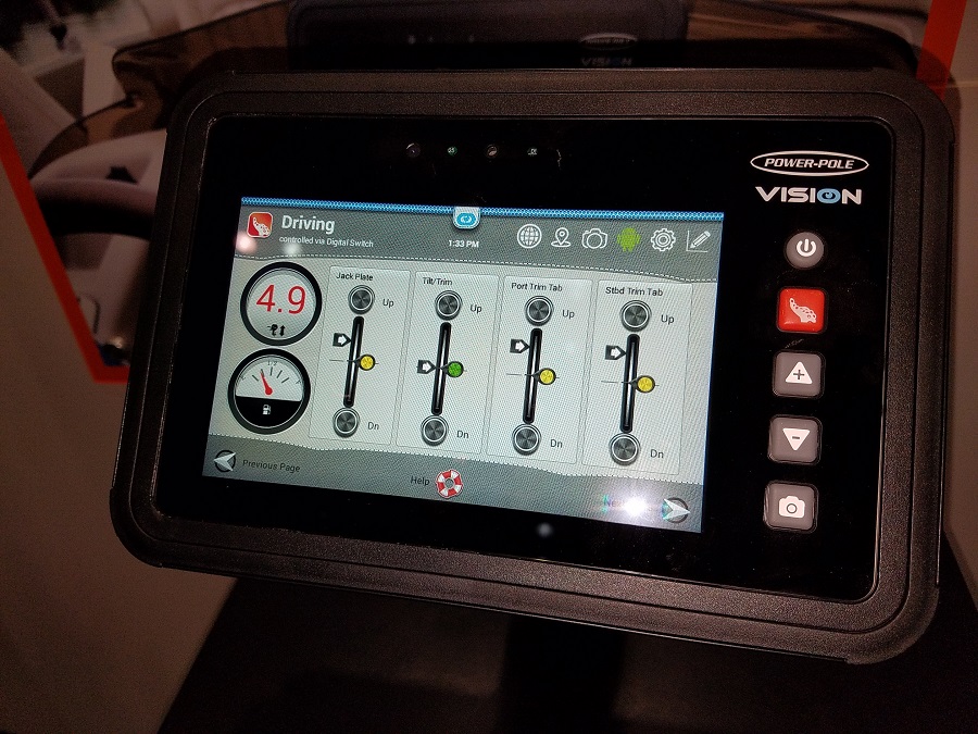 https://www.westernbass.com/shared/managedfiles/articles/images/new_power_pole_vision_tablet_boat_controls.jpg